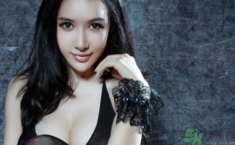 美瞳帶著磨眼睛咋辦？戴美瞳眼睛紅怎么辦？