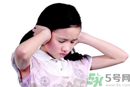 耳朵嗡嗡響怎么治療？耳朵嗡嗡響吃什么藥？