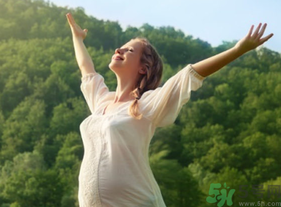 孕婦濕氣重怎么辦？孕婦濕氣重的表現(xiàn)癥狀？