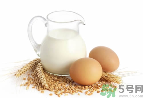 懷孕一個(gè)月吃什么對胎兒好？懷孕一個(gè)月的癥狀？
