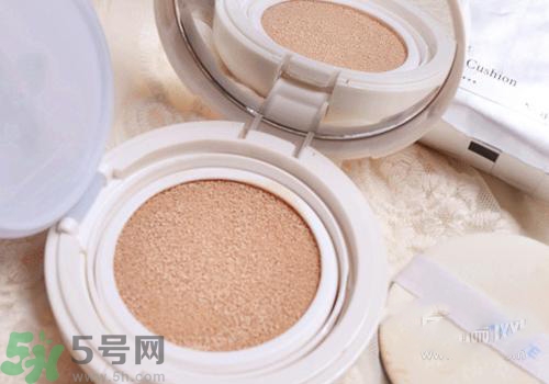 cc霜和防曬霜哪個(gè)先用？cc霜和防曬霜的使用順序