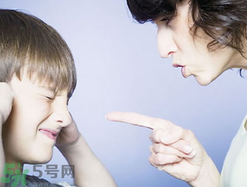 孩子性格內(nèi)向懦弱怎么辦？孩子性格內(nèi)向懦弱的原因？