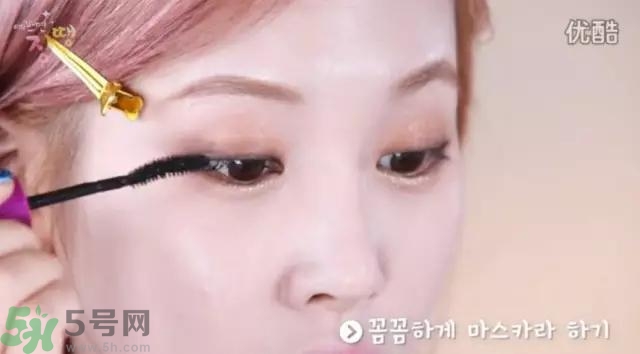 戴眼鏡怎么化妝？眼鏡妝怎么畫(huà)