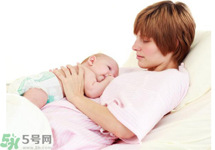 剖腹產(chǎn)后多久來月經(jīng)？剖腹產(chǎn)后月經(jīng)不調(diào)的表現(xiàn)？