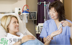 剖腹產(chǎn)后多久來月經(jīng)？剖腹產(chǎn)后月經(jīng)不調(diào)的表現(xiàn)？
