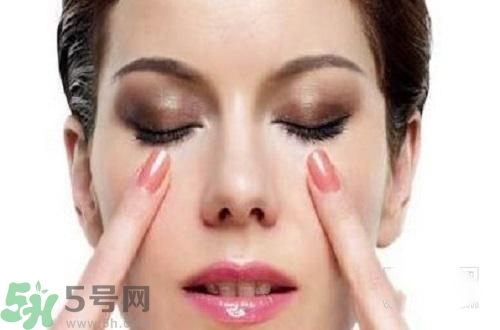秋季眼睛干澀怎么辦？秋季眼睛干澀怎么調(diào)理？