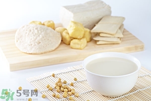 早上喝豆奶好嗎？晚上喝豆奶好嗎？