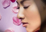 女人絕經(jīng)前的癥狀以及年齡？治療女人絕經(jīng)的小偏方