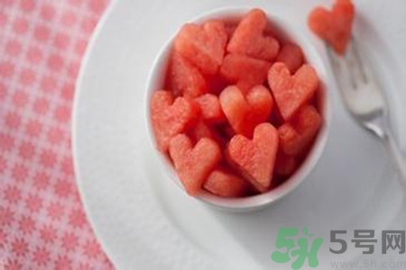 秋季為什么不能吃瓜？秋季吃瓜有什么危害？