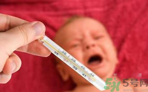 寶寶發(fā)燒多久才能退燒？寶寶發(fā)燒怎么辦？