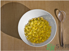 寶寶吃魚肝油會(huì)拉肚子嗎？寶寶吃魚肝油拉肚子怎么辦？