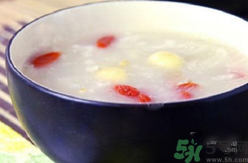 秋天喝什么粥比較好？秋天喝粥的好處
