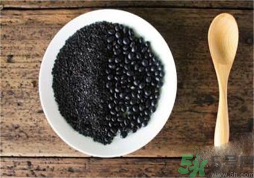眼睛干澀吃什么好？眼睛疲勞吃什么好？