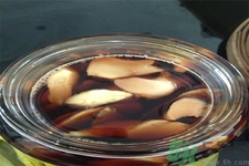 醋泡姜可以吃嗎？吃醋泡姜對(duì)人身體有什么好處嗎？