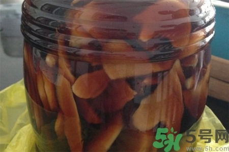 每天吃三片醋泡姜有什么好處？生姜泡醋的作用有哪些？