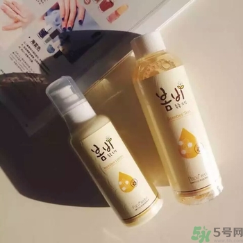 春雨水乳好用嗎？春雨蜂蜜水乳怎么樣？