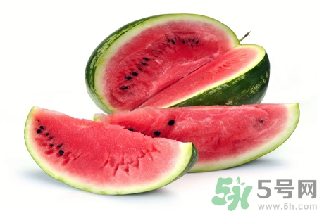 口腔潰瘍可以吃西瓜嗎？口腔潰瘍能不能吃西瓜？