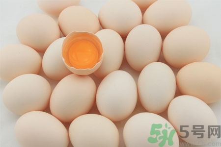 過敏性鼻炎可以吃雞蛋嗎？過敏性鼻炎能不能吃雞蛋？