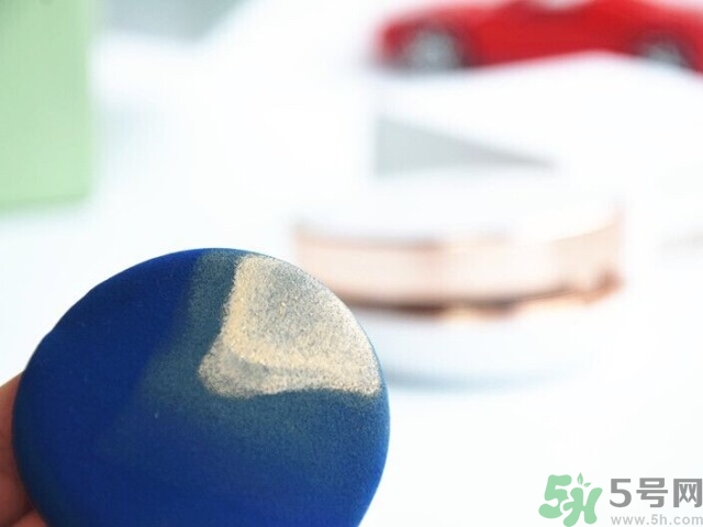 age20s粉底霜怎么用？愛紀(jì)二十粉底霜使用方法
