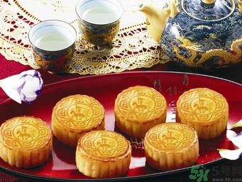 糖尿病人可以吃月餅嗎？糖尿病人吃月餅注意事項