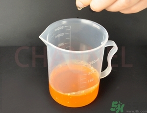 潤唇膏怎么做？潤唇膏自制方法
