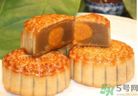 寶寶可以吃月餅嗎？寶寶吃月餅注意事項(xiàng)