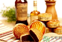 吃月餅可以喝啤酒嗎？吃完月餅可以喝啤酒嗎？
