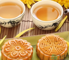 月餅一次吃多少比較好？月餅吃多了會怎樣？