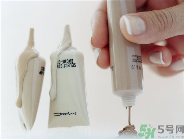 bb霜過期了還能用嗎？bb霜的保質(zhì)期一般是多久？