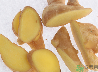 產(chǎn)后脫發(fā)吃什么好？治療產(chǎn)后脫發(fā)的小偏方