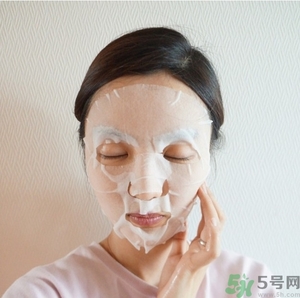桃淑屋水光面膜和jayjun水光面膜哪個好？