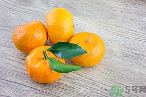 吃橘子容易上火嗎？吃橘子能清火嗎？