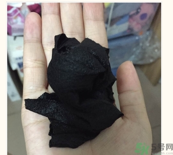 膜法世家黑面膜怎么樣？膜法世家水光黑面膜好用嗎？