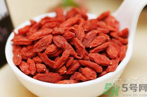 枸杞發(fā)黑能吃嗎？枸杞發(fā)黑是怎么回事？