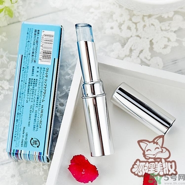 WATOSA潤唇膏怎么樣？WATOSA護(hù)唇膏好用嗎？