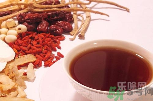 黃芪當歸可以泡水喝嗎？黃芪當歸泡水喝有什么功效？