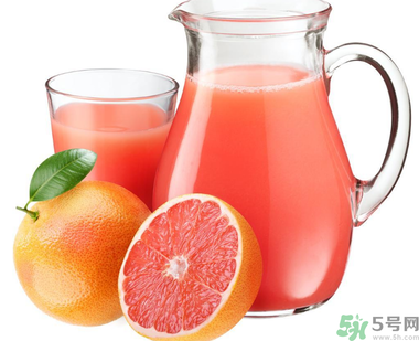 西柚怎么吃？西柚和什么榨汁好喝？