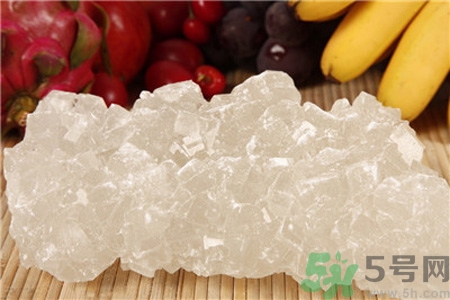 冰糖和白糖紅糖有什么區(qū)別？冰糖和普通糖有什么區(qū)別？