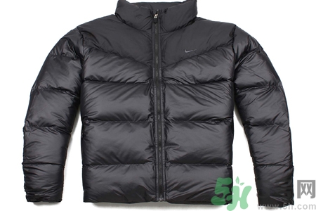 ?羽絨服可以用洗衣機洗嗎？羽絨服上油漬怎么洗？