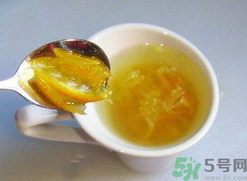 柚子皮可以泡水喝嗎？柚子皮泡水喝的功效