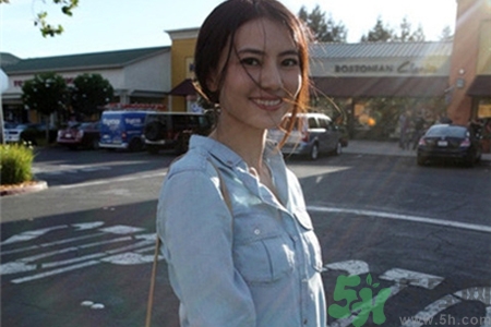 襯衣怎么洗不皺？洗衣機(jī)如何洗襯衫不會(huì)皺？