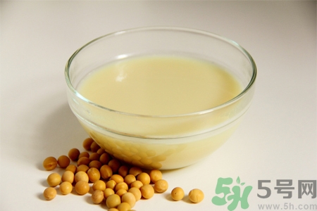 豆?jié){是堿性還是酸性？豆?jié){是涼性還是熱性？