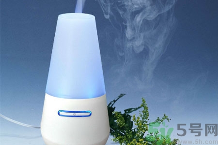 用加濕器好嗎？用加濕器的好處和壞處是什么？