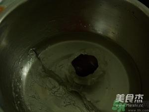 水晶月餅用的什么粉？水晶月餅的做法及配方