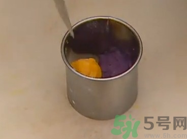 水晶月餅用的什么粉？水晶月餅的做法及配方