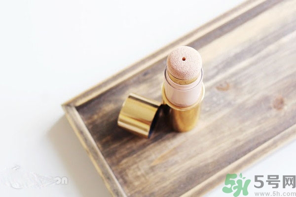 estee lauder氣墊粉底棒怎么樣？雅詩蘭黛氣墊粉底棒好用嗎？
