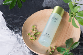 相宜本草的護(hù)膚品怎么樣？相宜本草的護(hù)膚品適合多大年齡？