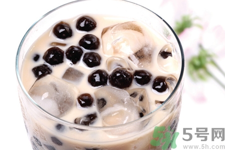 為什么喝奶茶后睡不著覺？喝奶茶會失眠怎么辦？