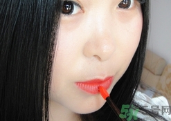 菲詩(shī)小鋪水墨絢染水潤(rùn)唇彩怎么樣？菲詩(shī)小鋪唇彩好用嗎？