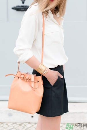Mansur Gavriel水桶包價(jià)格多少錢？Mansur Gavriel水桶包尺寸大小